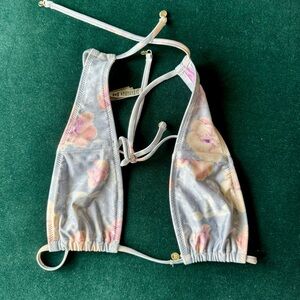 Victoria’s Secret bikini top